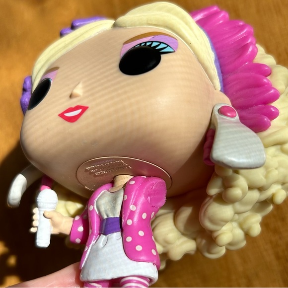 2 Funko Pop! Figures: Yuri on Ice - Young Victor and Retro Barbie* READ BELOW - Picture 5 of 5